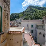 Casalina Amalfi Center
